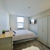 Photo 6: Room 4