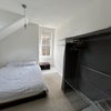Photo 4: Room 1