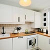 Photo 2: Kitchen 