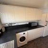 Photo 4: Kitchen