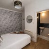 Photo 2: Room 1