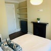 Photo 4: Bedroom