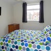 Photo 3: Room 3 -To Let
