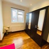 Photo 8: ROOM 2 