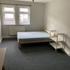 Photo 4: Bedroom