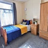 Photo 1: Room 2 - ensuite