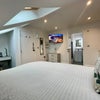 Photo 3: Room 6 w/ Ensuite & Kitchenette