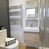 Photo 4: Private en-suite