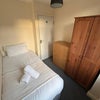 Photo 5: room 1 - downstairs double