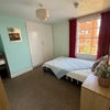 Photo 5: Bright spacious double room