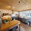 Photo 5: kitchen