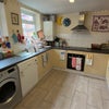 Photo 2: Kitchen