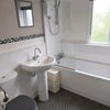 Photo 6: Single Rooms Bathroom  (£450)