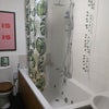 Photo 2: Bathroom with jacuzzi bath