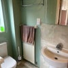 Photo 4: En suite 