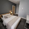 Photo 6: ROOM 2