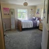 Photo 7: Bedroom