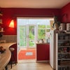 Photo 4: kitchen