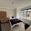 Photo 4: Bedroom