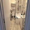Photo 3: bathroom