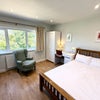 Photo 5: Room 2