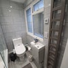 Photo 4: Ensuite
