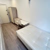 Photo 2: Room 1