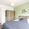 Photo 3: Room 2: Modern and stylish double room