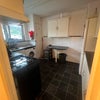Photo 7: Kitchen