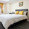 Photo 6: Room 1