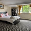 Photo 2: Room 5