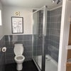 Photo 7: Bathroom 