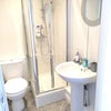 Photo 3: Ensuite bathroom