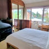 Photo 8: King Room with 2 built in wardrobes & desk