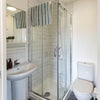 Photo 7: Spacious shower 