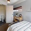 Photo 5: Private en-suite 