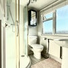 Photo 5: En suite bathroom