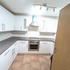 Photo 6: Kitchen