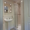 Photo 4: En Suite