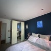 Photo 7: Bedroom (bed and wardrobe included)