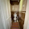 Photo 4: Upstairs cloakroom 
