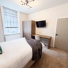 Photo 5: Room 2
