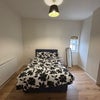 Photo 4: Double bedroom 