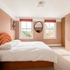 Photo 11: Room 5