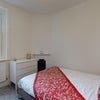 Photo 3: Bedroom 2 £930PCM - available 20/07/2026