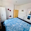Photo 11: ROOM 3