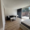 Photo 2: En-suite room