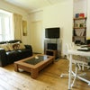 Photo 4: Lounge