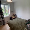 Photo 1: Bit blurry, will try and upload new pictures once my flatmate sends them, mesaage for a clear video!