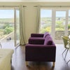 Photo 3: LOUNGE